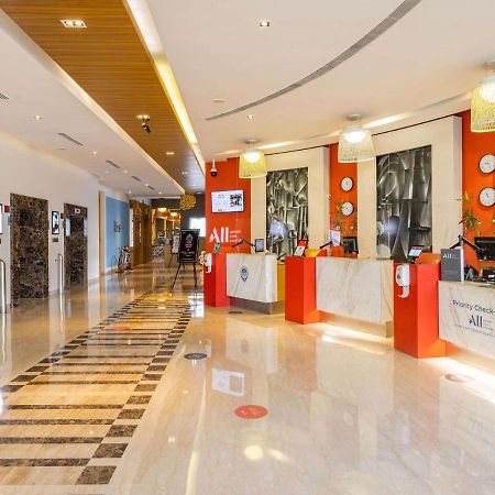 Ibis Gurgaon Golf Course Road - An Accor Brand Hotel Exterior photo