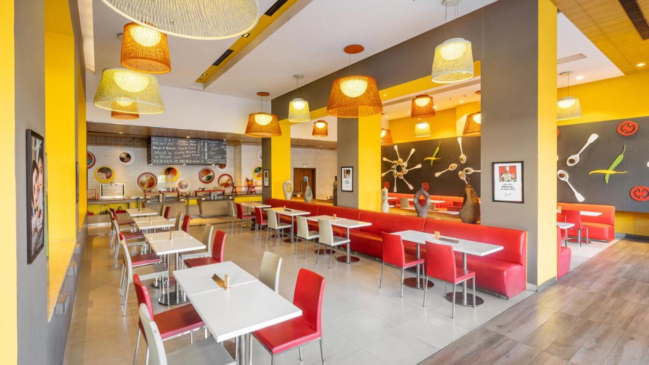 Ibis Gurgaon Golf Course Road - An Accor Brand Hotel Exterior photo