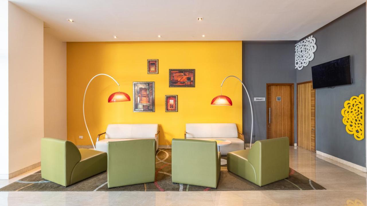 Ibis Gurgaon Golf Course Road - An Accor Brand Hotel Exterior photo