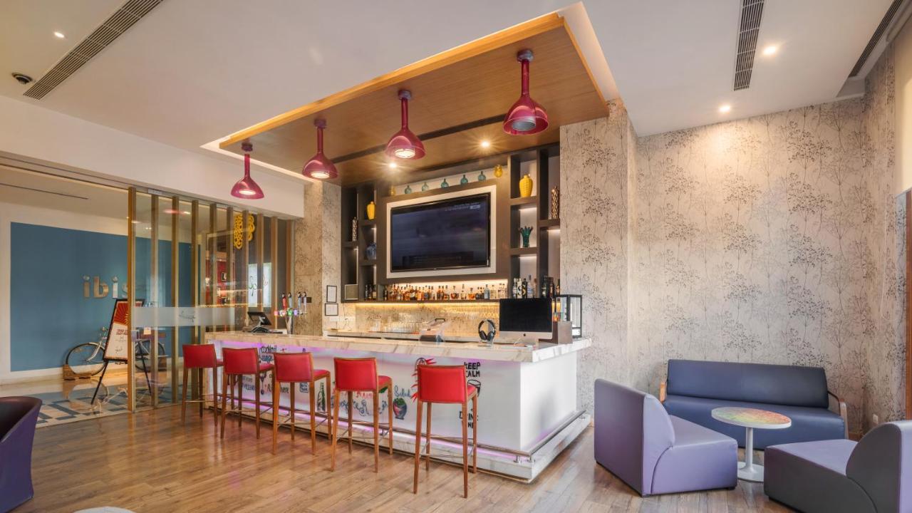 Ibis Gurgaon Golf Course Road - An Accor Brand Hotel Exterior photo