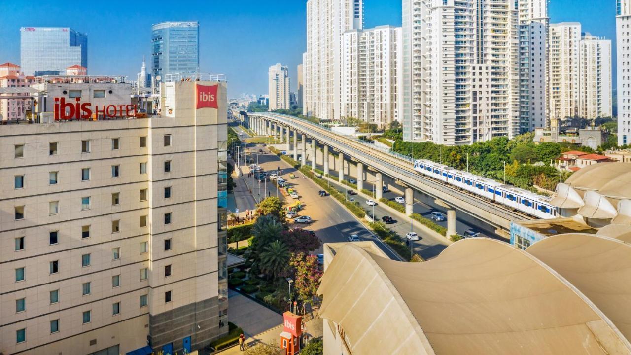 Ibis Gurgaon Golf Course Road - An Accor Brand Hotel Exterior photo