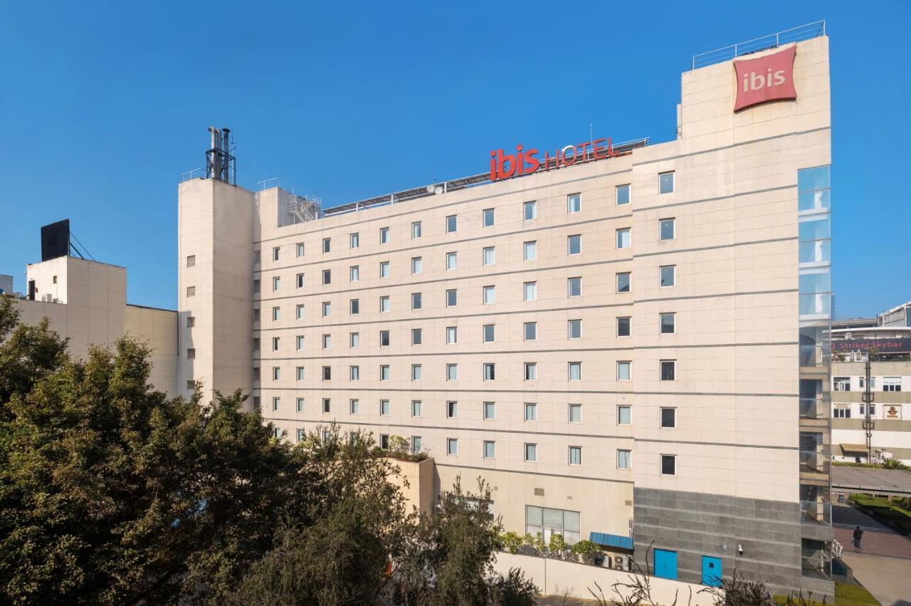 Ibis Gurgaon Golf Course Road - An Accor Brand Hotel Exterior photo