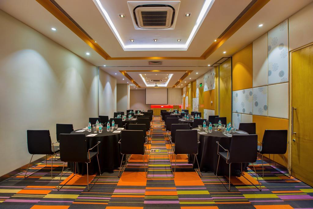 Ibis Gurgaon Golf Course Road - An Accor Brand Hotel Exterior photo